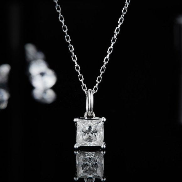 Princess Cut Moissanite Diamond Pendant 925 SS - Picture 1 of 4
